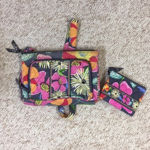 Vera Bradley “Jazzy Blooms” Little Hipster
